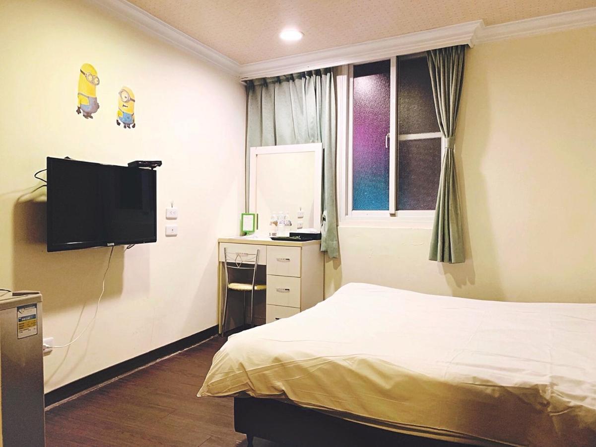 Easyinn Hotel & Hostel Tainan Luaran gambar