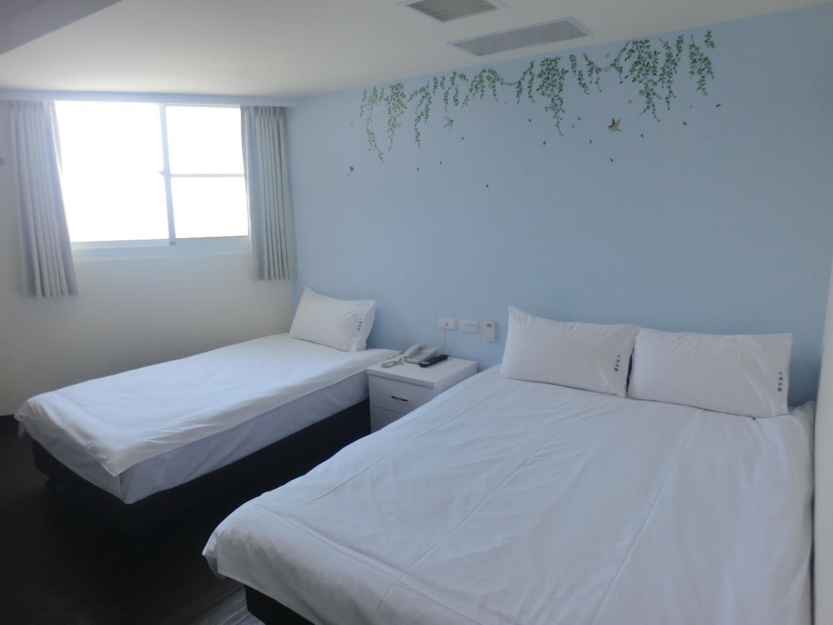 Easyinn Hotel & Hostel Tainan Luaran gambar